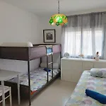 Bright Flat With Direct Beach Access