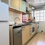 Bright Flat With Direct Beach Access