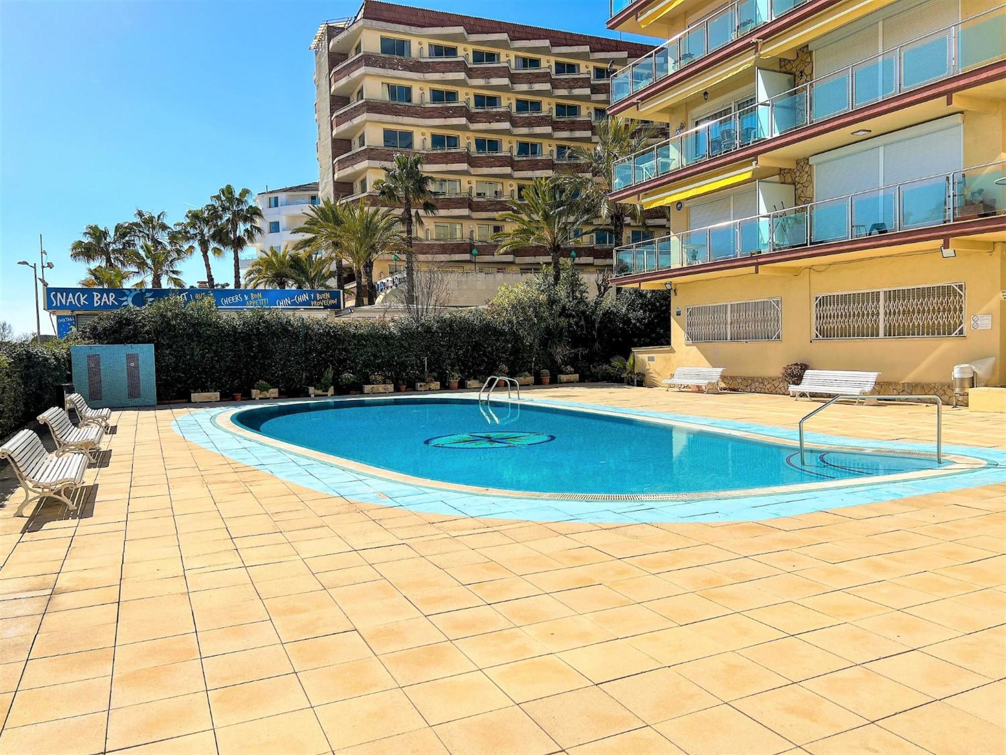 Bright Flat With Direct Access